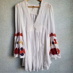 Free People White Mini Dress Embroidered Bell sleeves Size S (mend job pictured)
